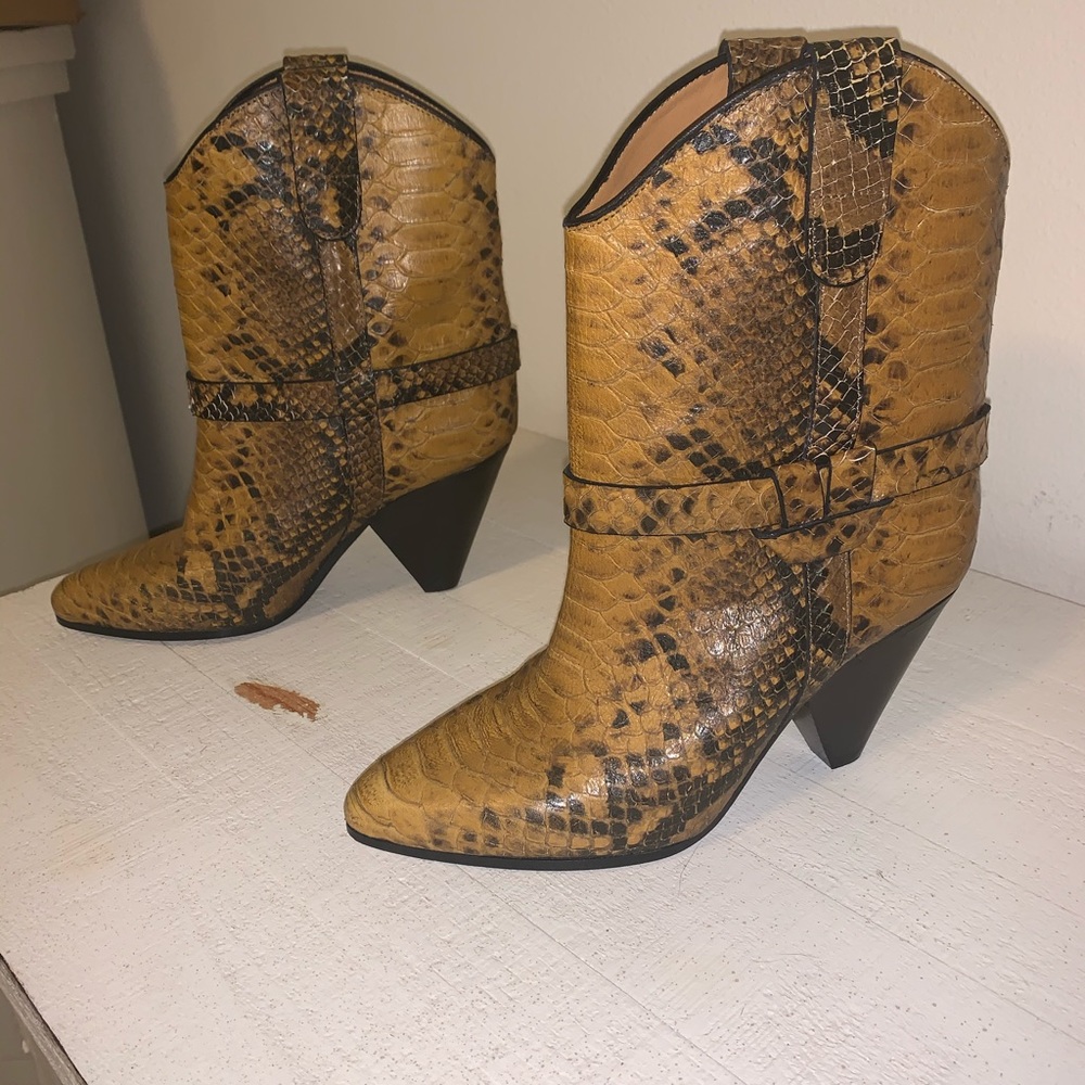 Isabel Marant Yellow Deane Boots sz 38